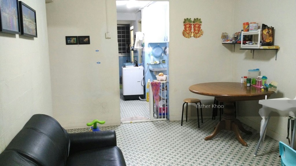 Lorong 2 Toa Payoh thumbnail photo
